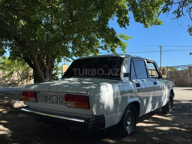 LADA (VAZ) 2107-10