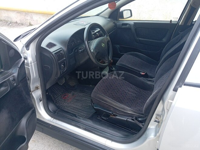 Opel Astra-9
