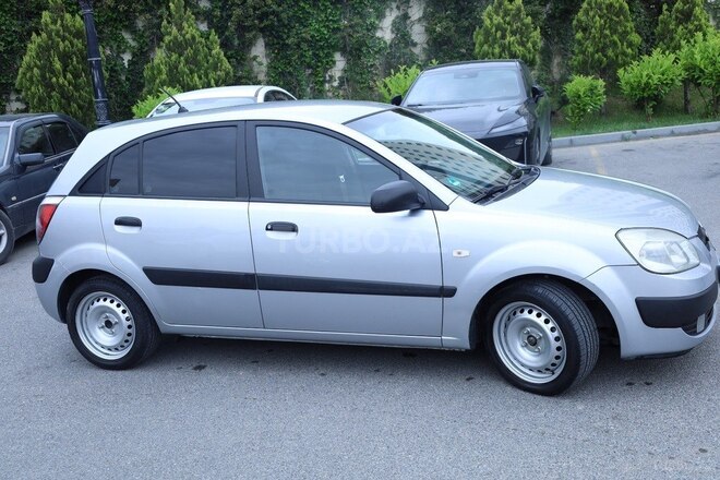 Kia Rio-3
