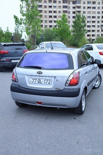 Kia Rio-2