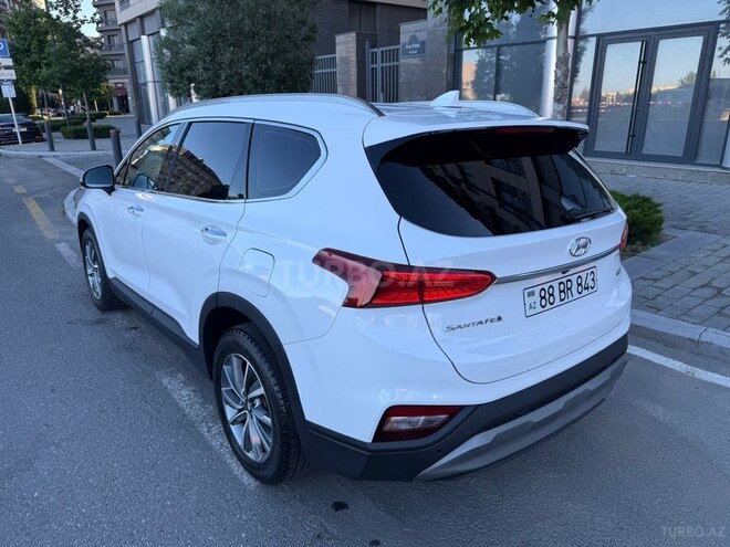 Hyundai Santa Fe-5