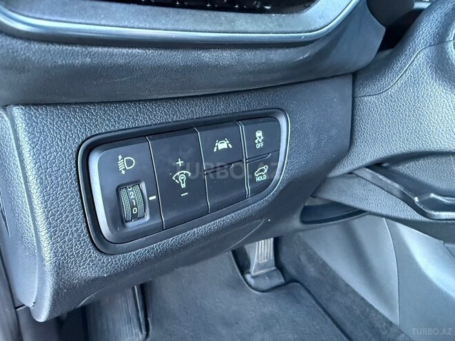 Hyundai Santa Fe-9