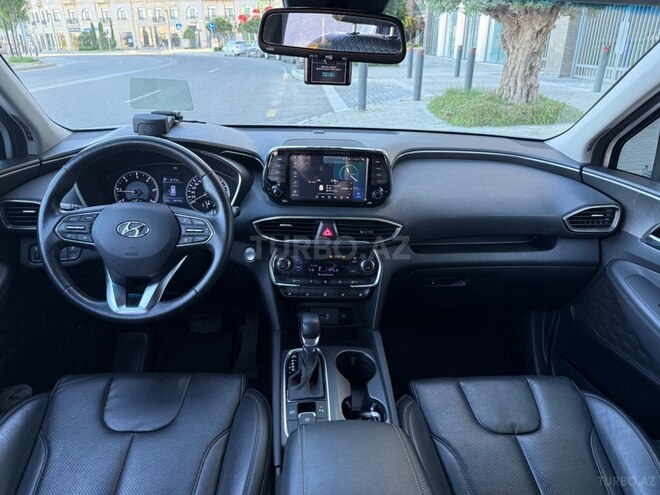 Hyundai Santa Fe-11