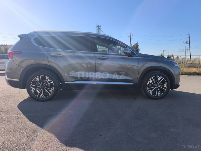 Hyundai Santa Fe-3