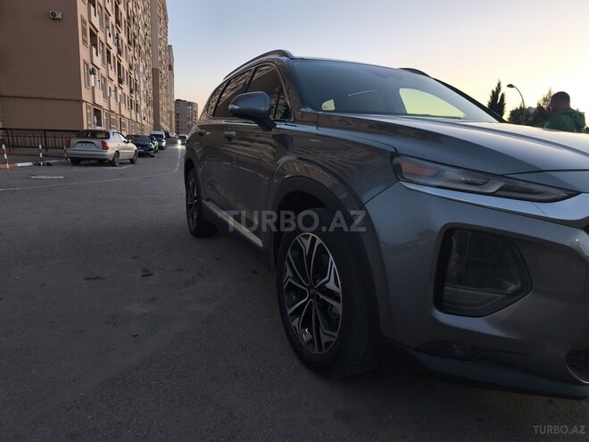 Hyundai Santa Fe-8