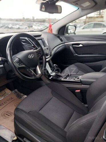 Hyundai i40-4
