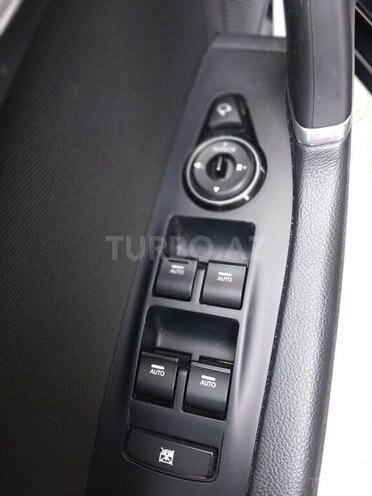 Hyundai i40-17