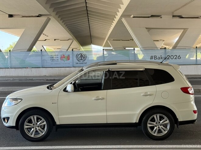 Hyundai Santa Fe-4