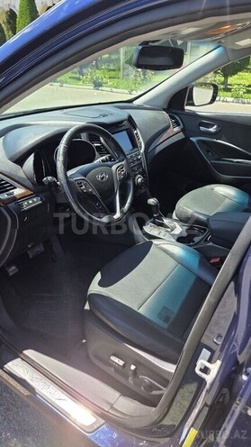 Hyundai Santa Fe-9
