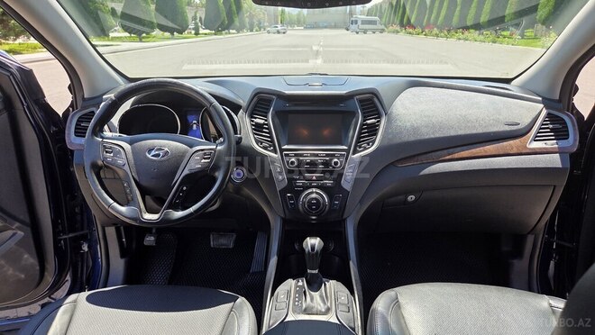 Hyundai Santa Fe-11