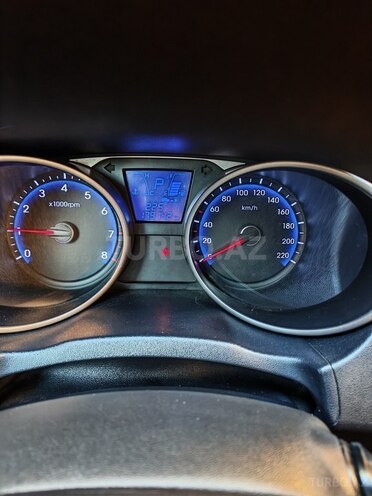 Hyundai ix35-3