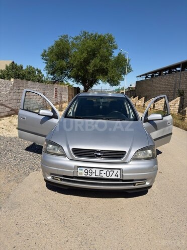 Opel Astra-1