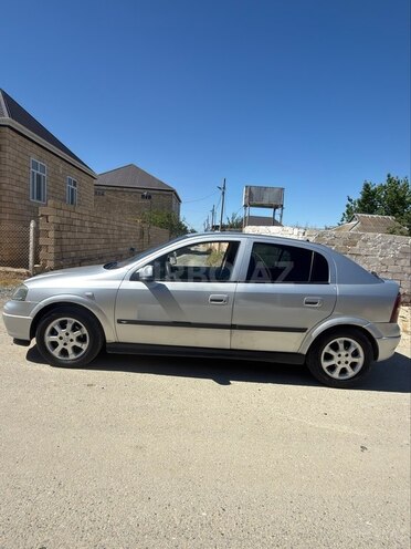 Opel Astra-3
