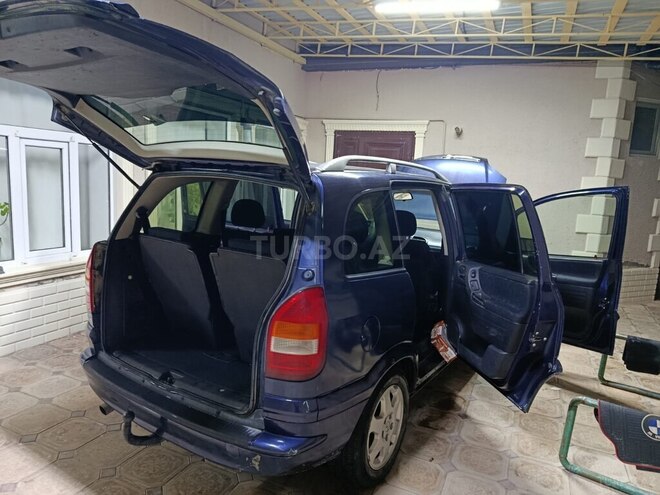 Opel Zafira-7