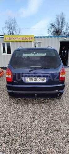 Opel Zafira-2