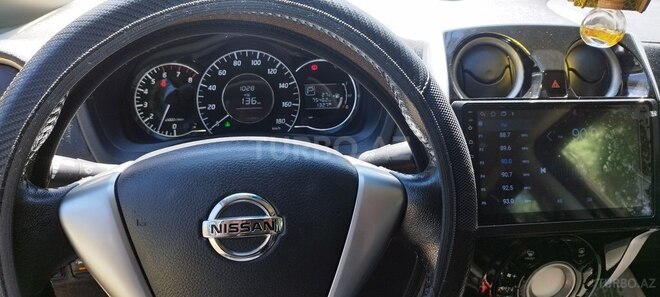 Nissan Note-2