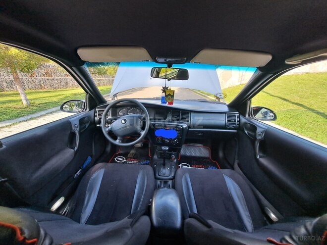 Opel Vectra-3