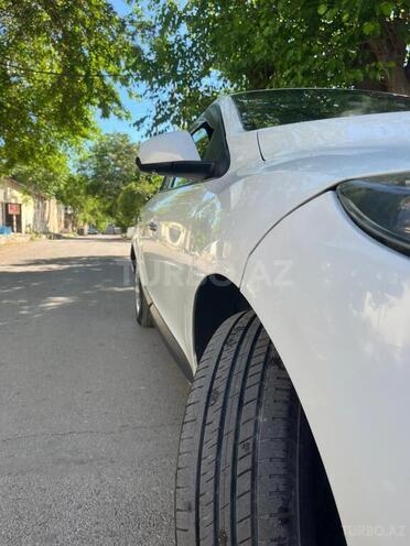Renault Megane-6