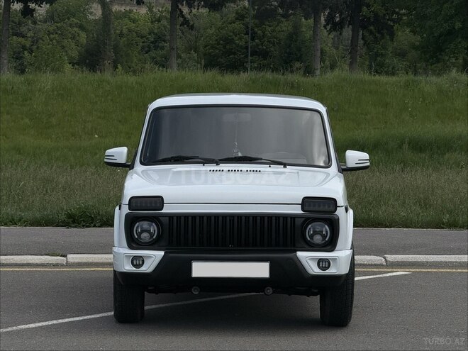 LADA (VAZ) Niva-1