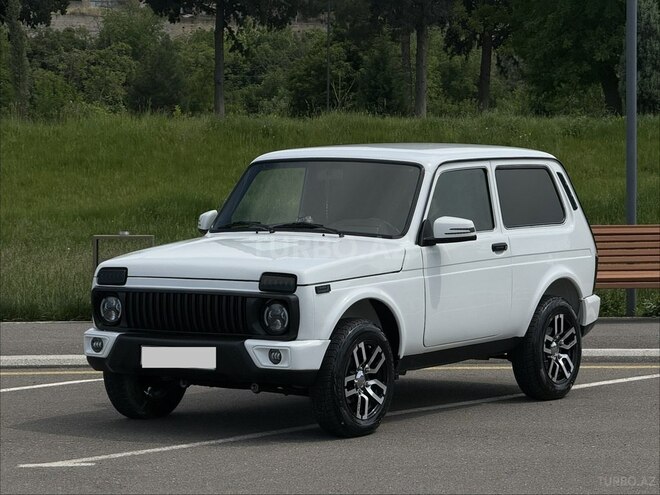 LADA (VAZ) Niva-3