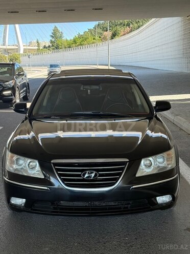 Hyundai Sonata-1