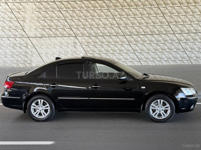 Hyundai Sonata-4