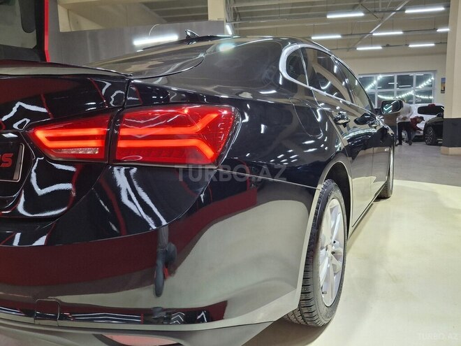 Chevrolet Malibu-8
