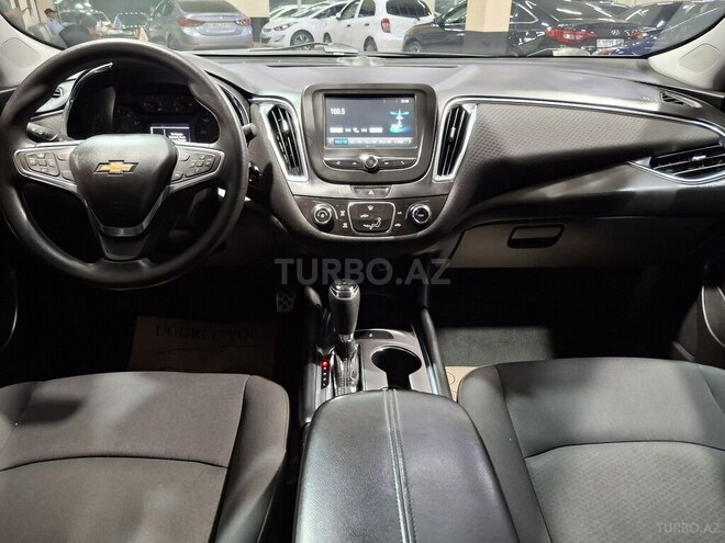 Chevrolet Malibu-14