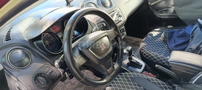 SEAT Ibiza-4