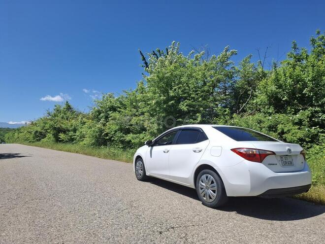 Toyota Corolla 2016, 190,000 km - 1.8 л - Bakı
