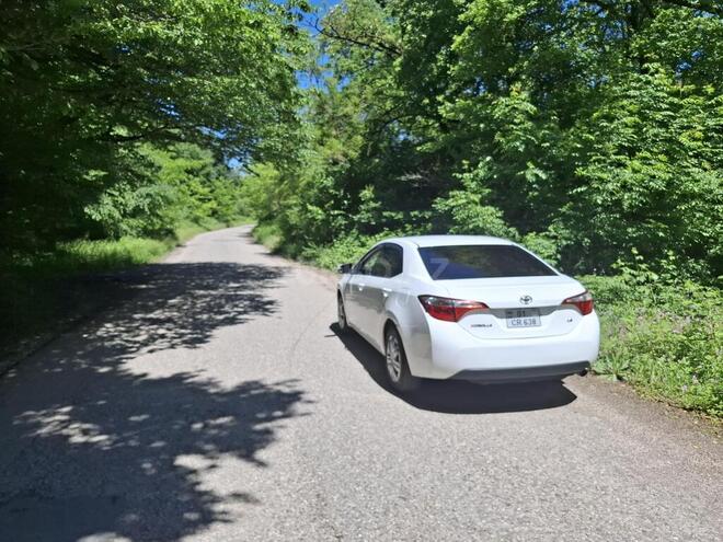 Toyota Corolla 2016, 190,000 km - 1.8 л - Bakı