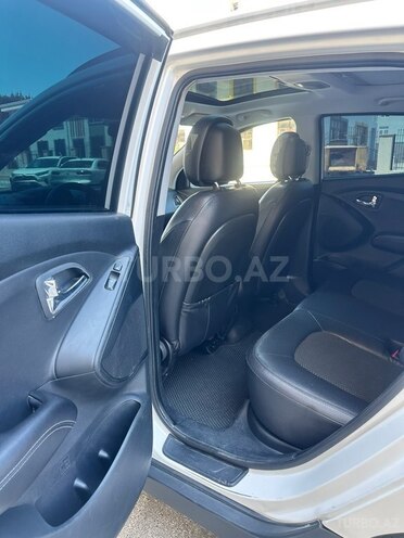 Hyundai ix35-10