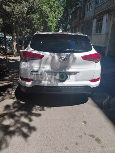 Hyundai Tucson-17
