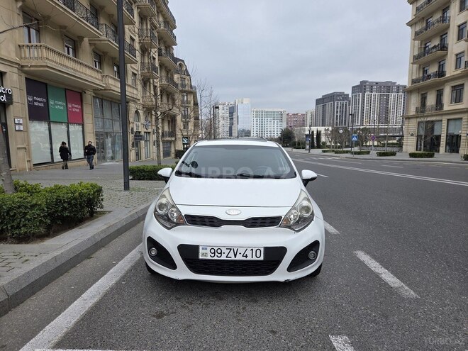 Kia Rio-1