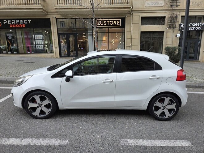 Kia Rio-2
