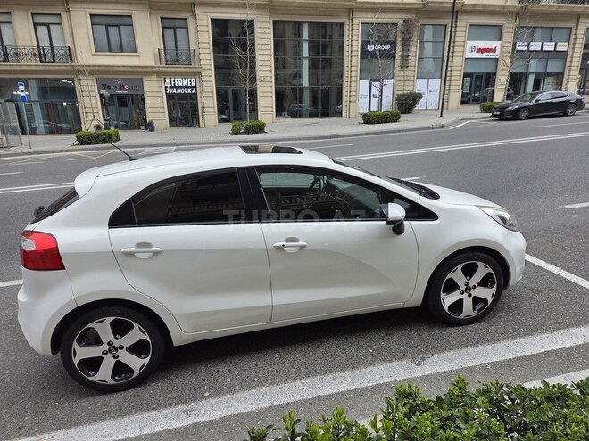 Kia Rio-3