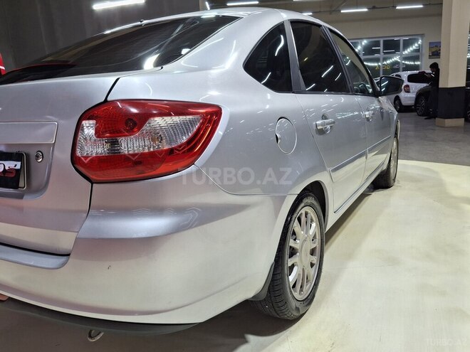 LADA (VAZ) Granta-9