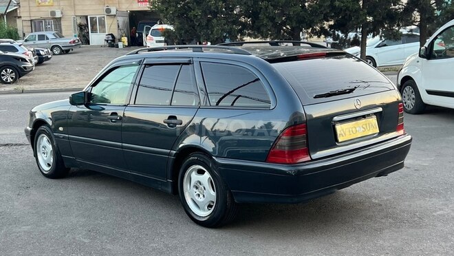 Mercedes C 180-6