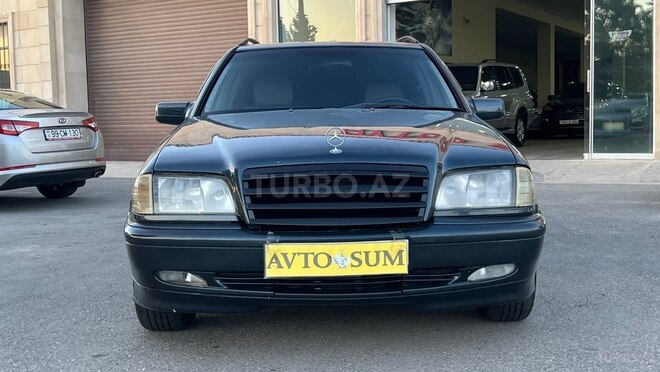 Mercedes C 180-7