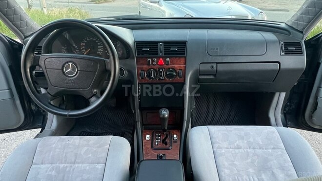 Mercedes C 180-15