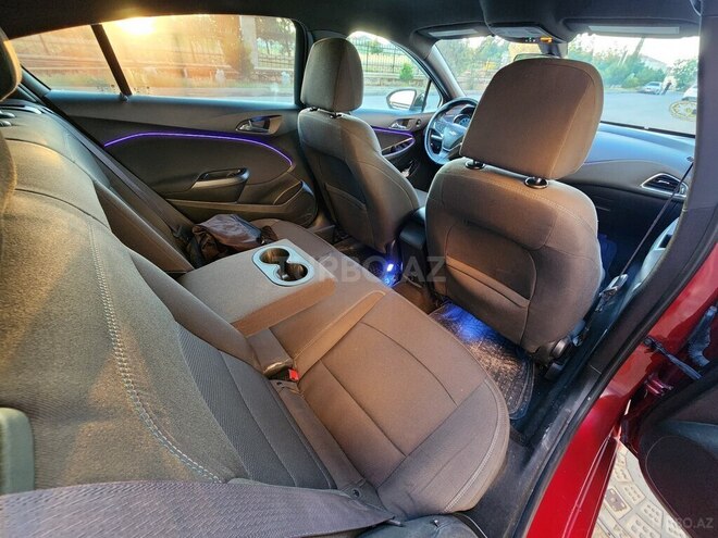 Chevrolet Cruze-10