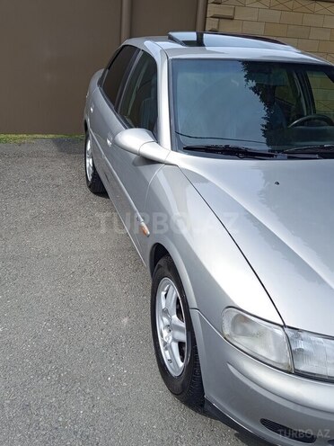 Opel Vectra-5