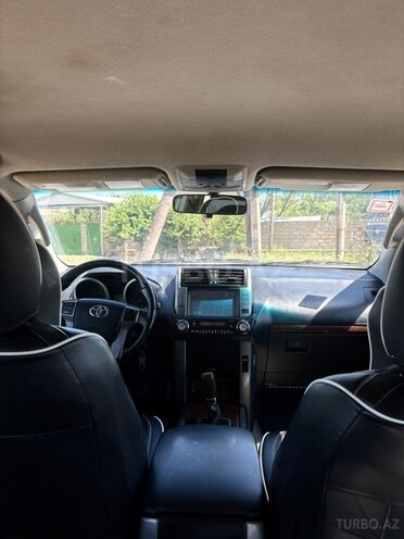 Toyota Land Cruiser Prado 2011, 130,000 km - 2.7 l - Biləsuvar