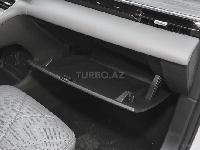 Geely Galaxy L6-20