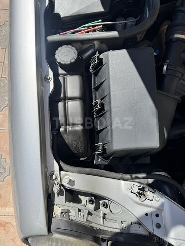 Mercedes E 200-16