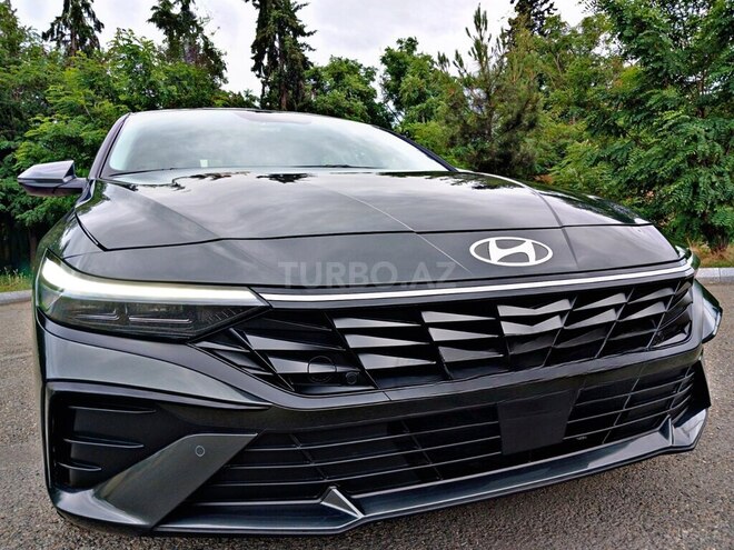 Hyundai Elantra-5