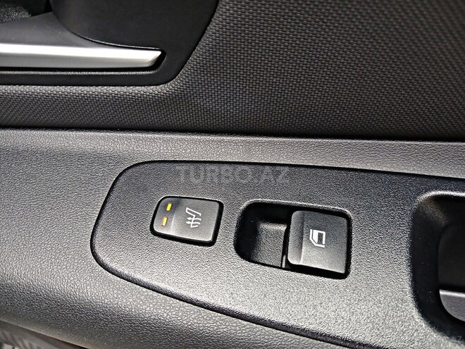 Hyundai Elantra-18