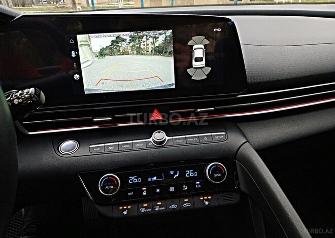 Hyundai Elantra-19