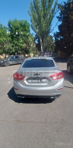 Chevrolet Cruze-2