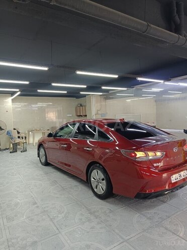 Hyundai Sonata-7
